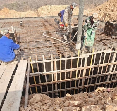 亭口镇对农厕化粪池建设施工现场开展安全检查